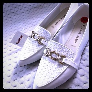 Anne Klein Slip on pumps Sz 10